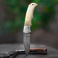 Tourist knives